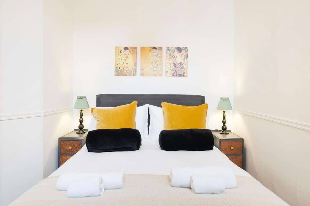 Spacious And Quiet Ground Floor Flat บริสตอล ภายนอก รูปภาพ